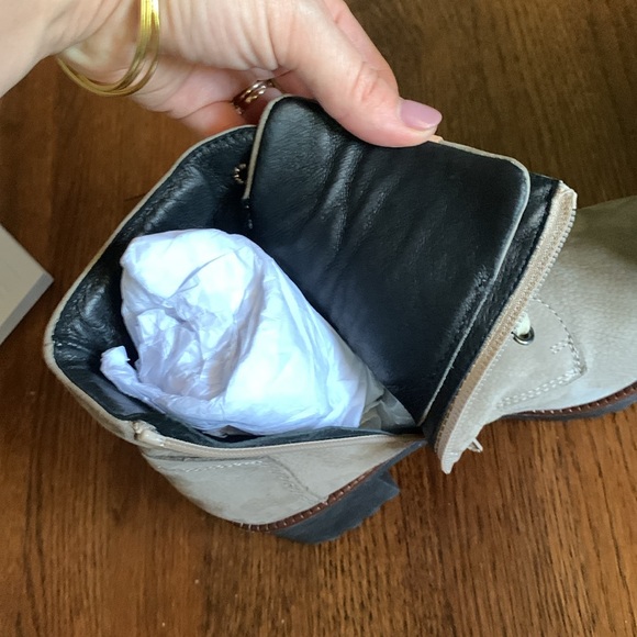 New Ron White Leather Vandra Ankle Boots - Picture 8 of 10